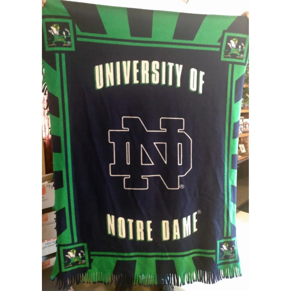Notre Dame Handmade Fleece Throw Blanket NCAA College 43